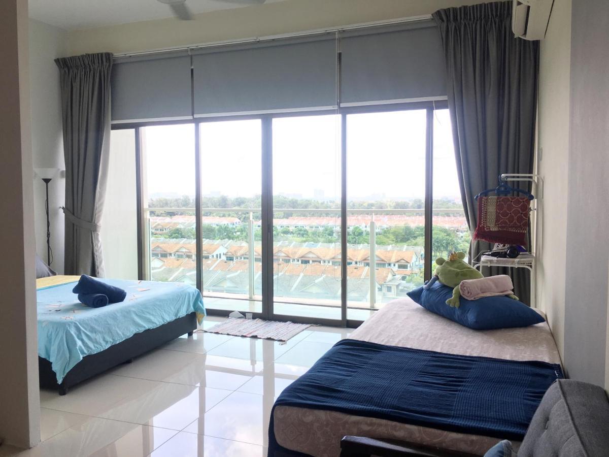 Palazio Serviced Apartment In Mount Austin Near Aeon Ikea Toppen Hsi Johor Bahru Bagian luar foto