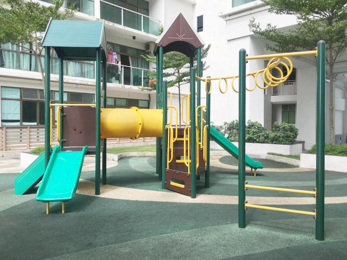 Palazio Serviced Apartment In Mount Austin Near Aeon Ikea Toppen Hsi Johor Bahru Bagian luar foto