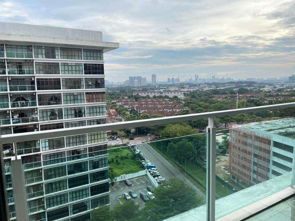 Palazio Serviced Apartment In Mount Austin Near Aeon Ikea Toppen Hsi Johor Bahru Bagian luar foto