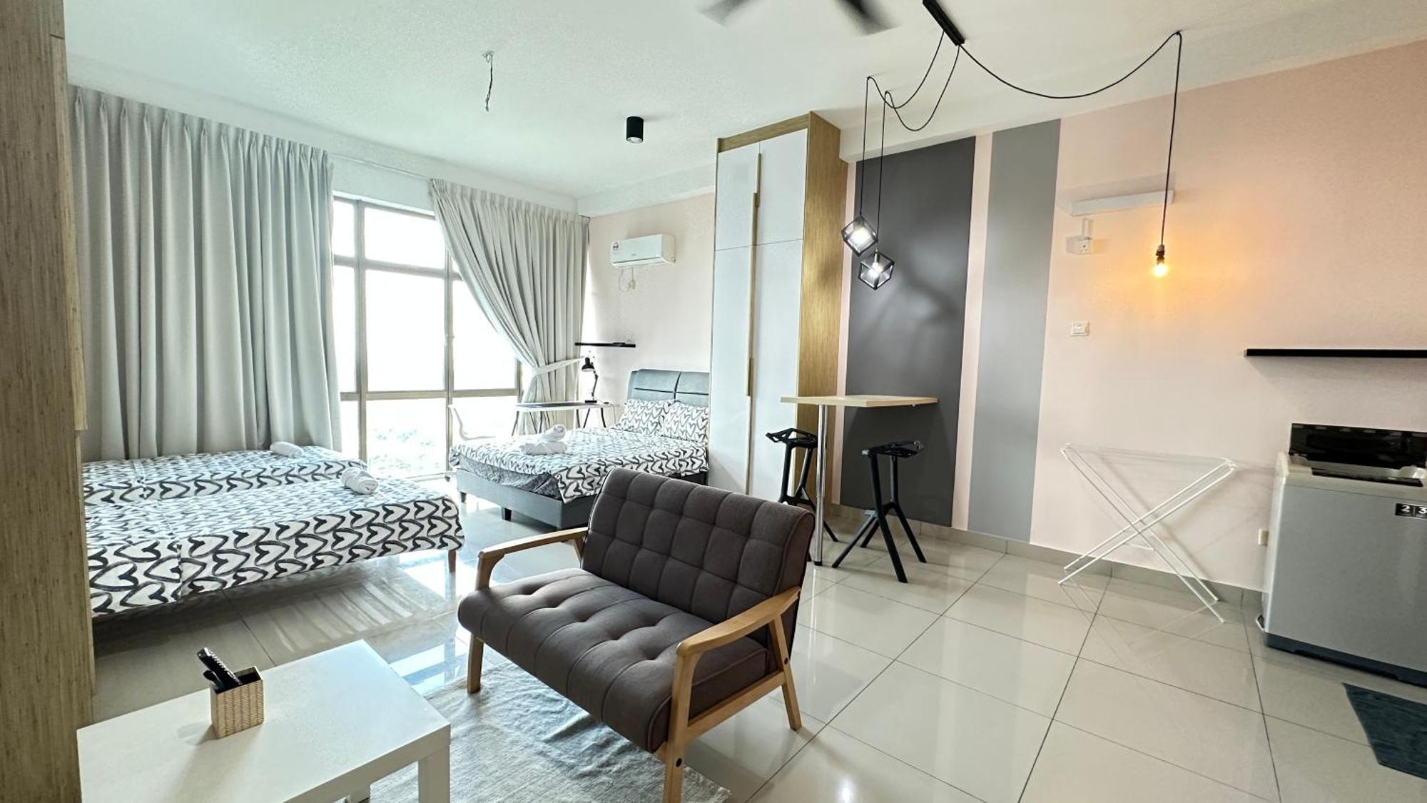 Palazio Serviced Apartment In Mount Austin Near Aeon Ikea Toppen Hsi Johor Bahru Bagian luar foto