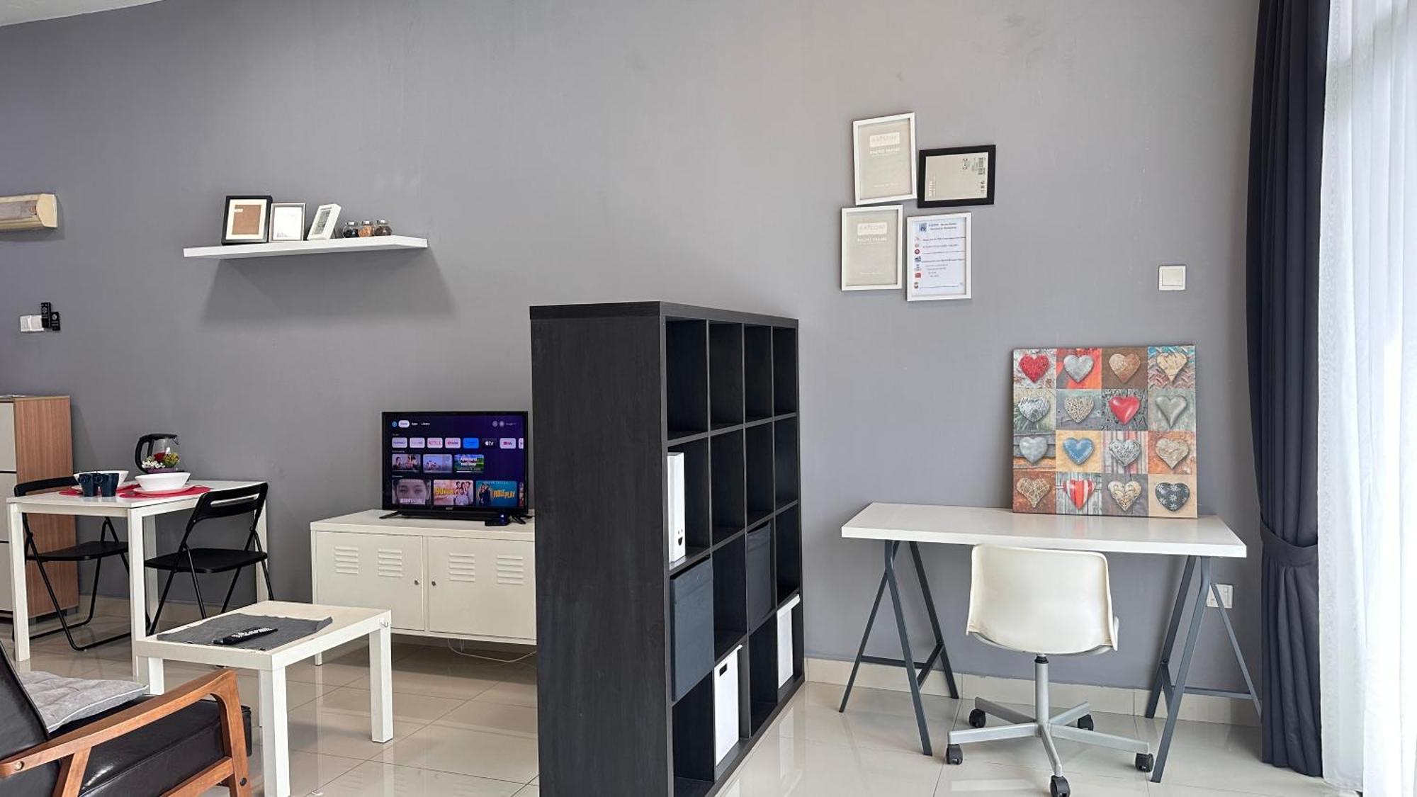 Palazio Serviced Apartment In Mount Austin Near Aeon Ikea Toppen Hsi Johor Bahru Bagian luar foto