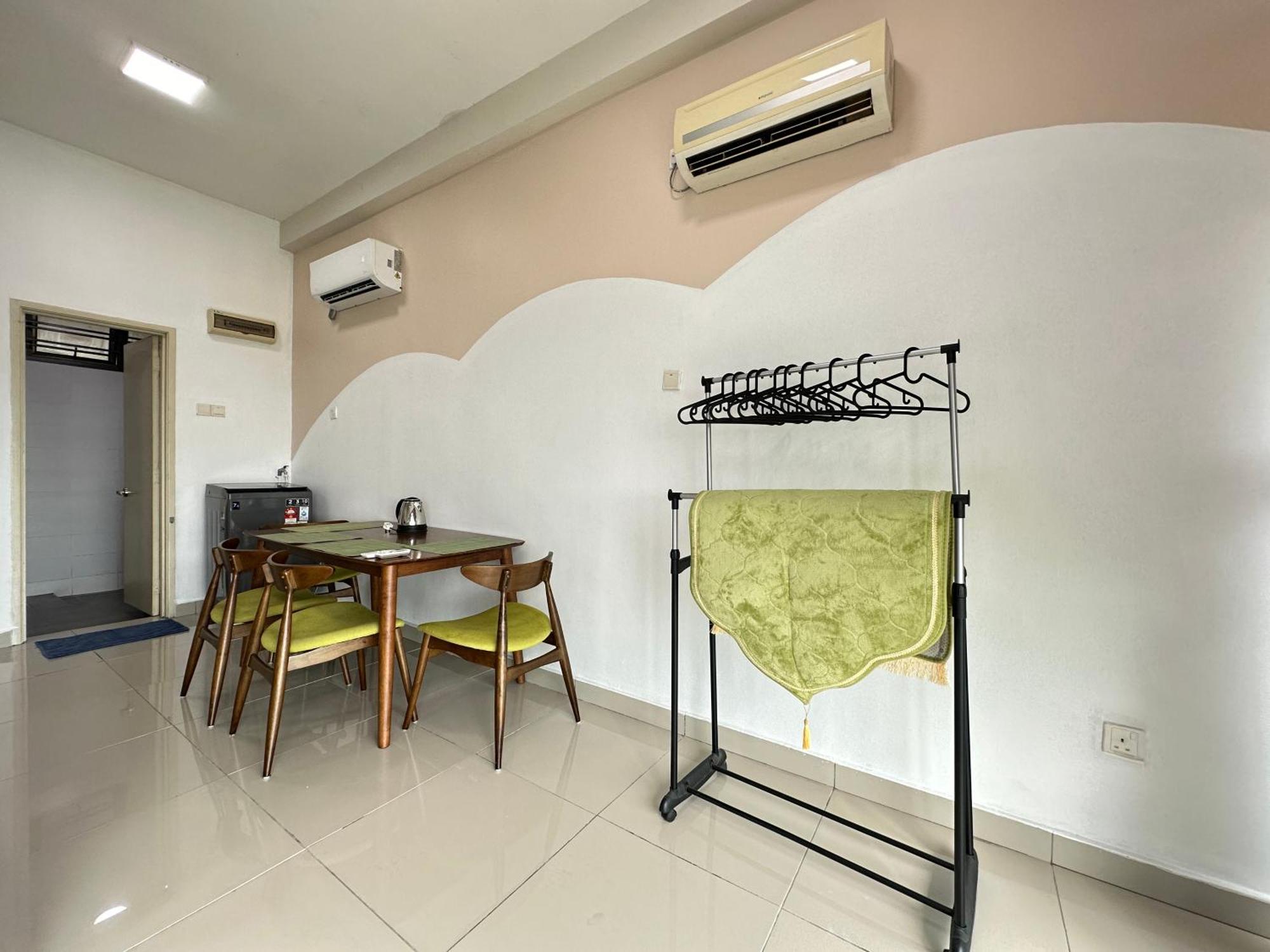Palazio Serviced Apartment In Mount Austin Near Aeon Ikea Toppen Hsi Johor Bahru Bagian luar foto